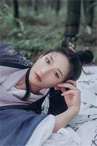 男扮女装潜入洗脚店全文