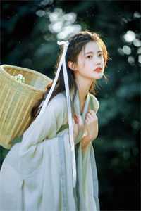 妹妹整容成首富妻子后，却悔疯了小说