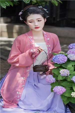 我是福星，众人抢着当我干爹完结版小说夏小香卯卯
