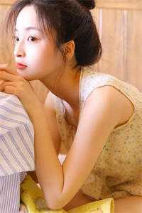 嫡女换嫁当后娘？她携四崽炸皇城陆青鸢陆蓉月完结文